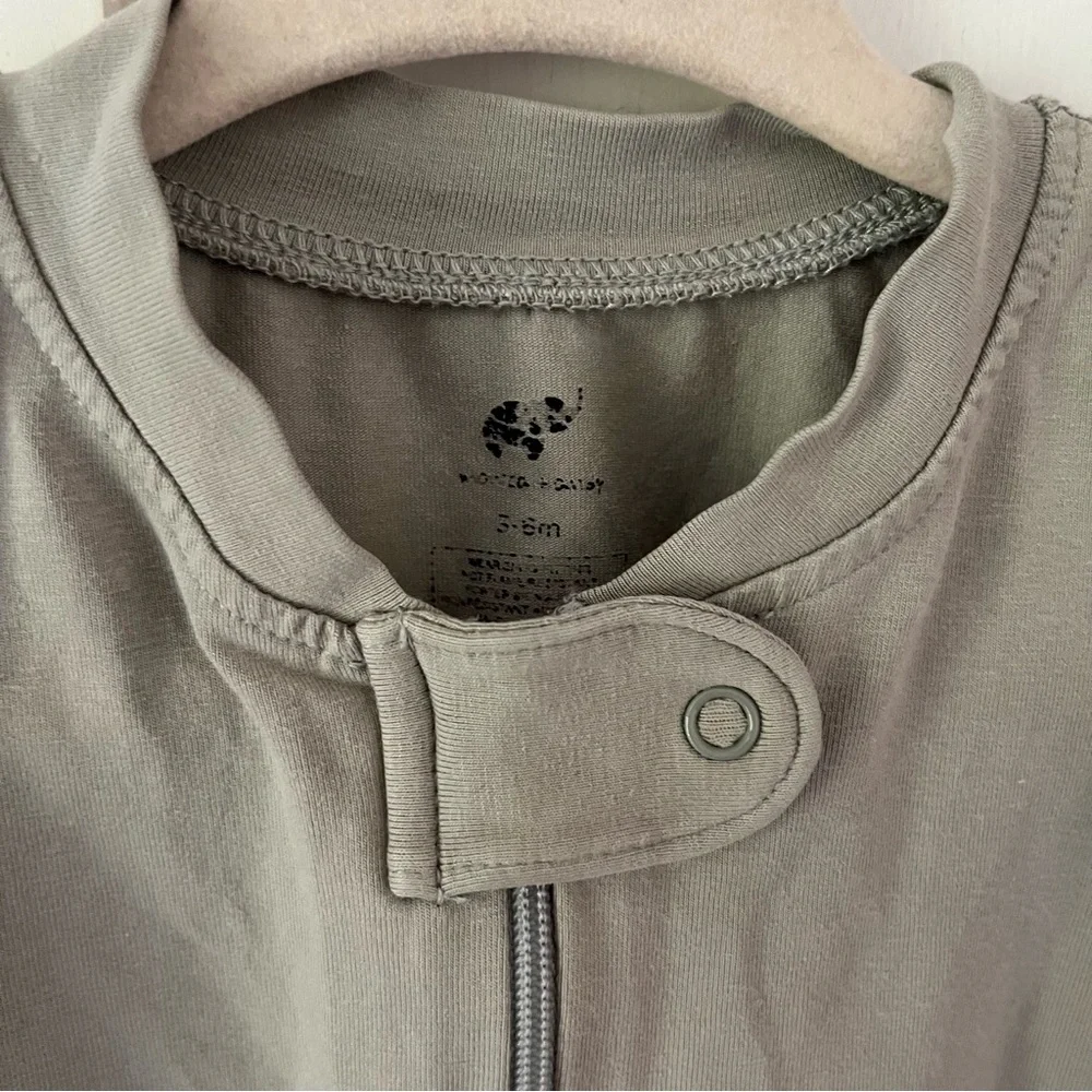 Monica + Andy & Old Navy Solid & ribbed zipper footie pajama Brown and Gray